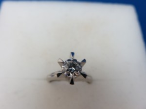 ダイヤモンドのリングをお買取りさせて頂きました。
