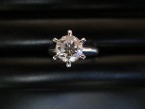 大吉 武蔵小金井店 ダイヤ プラチナリングの画像です。