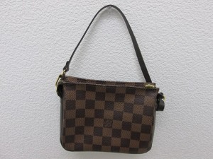 ルイヴィトン ナヴォナ アクセサリーポーチのお買取は大吉上福岡店にお任せください!