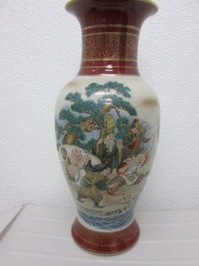 壺 骨董品のお買取は大吉上福岡店にお任せください!