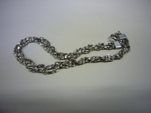 大吉東武練馬店|板橋区前野町のお客様よりプラチナを買取しました。地域No.1高価買取宣言中!