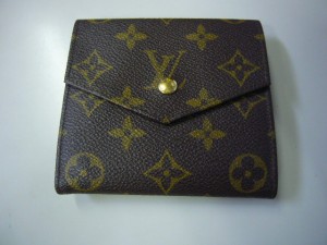 東武練馬のお客様からヴィトンの財布を買取りしています。｜大吉東武練馬店