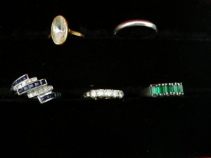 サファイヤエメラルド買取箕面