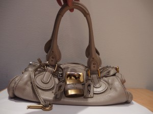 関内伊勢佐木町の大吉です。クロエをお買取りいたしました。