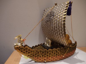 関内伊勢佐木町の大吉です。宝船をお買取りいたしました。