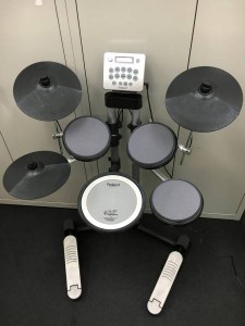 電子ドラム