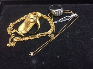 貴金属のお買取なら買取専門店大吉溝の口店にお任せ下さい