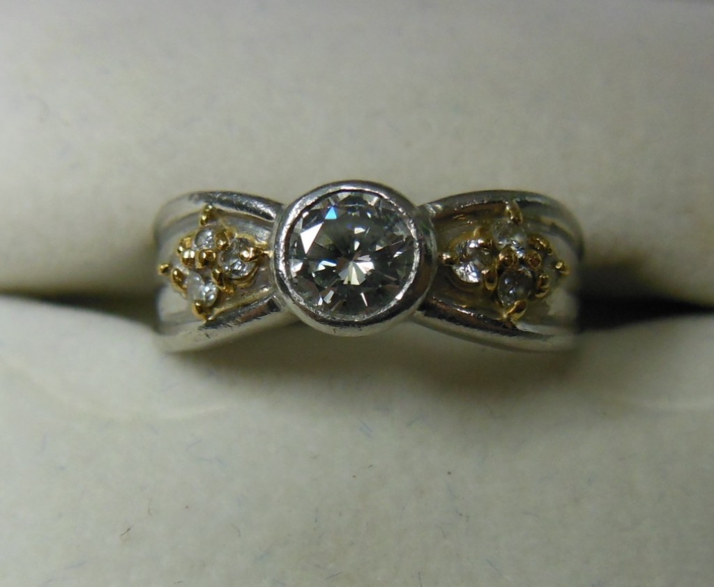 金とプラチナのダイヤモンドリング高価買取しました!豊田市の買取りは『大吉 豊田店』へ★