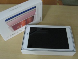 au ASUS MEMO Pad8 AST21② (2)