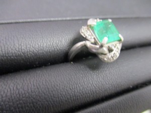 買取専門店大吉IY犬山キャスタの貴金属ブログです。金銀プラチナ、ダイヤ、色石など貴金属類は何でも買取致します。また壊れたり石が取れてしまったりちぎれていたり片方しかなかったりの状態でも買取可能です。貴金属の買取は大吉IY犬山キャスタ店にお任せ下さい。