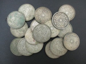 硬貨 銀貨 買取 垂水