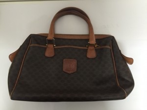 センター南のお客様からセリーヌを買取りしています。|大吉センター北店