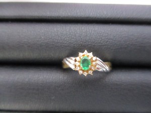 エメラルドリング