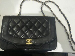 シャネルのバッグを買取ました、大吉草加店にお任せください