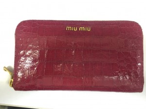 大吉 横須賀中央店 ミュウミュウ財布買取ました