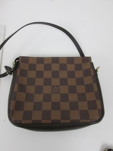 ルイヴィトン ダミエ トゥルース メイクアップポーチのお買取は大吉上福岡店にお任せください!