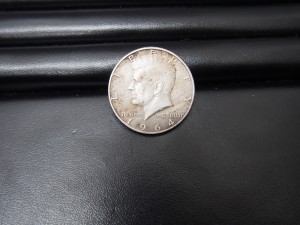 大吉鶴見店はケネディ・ハーフダラーをお買取り致しました。