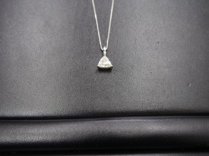 大吉鶴見店はトリリアントカットのダイヤモンドをお買取り致しました。