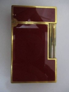 デュポン、カルティエ、ダンヒルなどライターの買取りなら、大吉　松戸店です。ライター以外にも金、プラチナ、銀、貴金属、古銭、時計、ダイヤモンド、切手、金券、テレカ、携帯、カメラ等等幅広くお買取しているのが大吉松戸店です。「ライター」「買取」「松戸」で検索