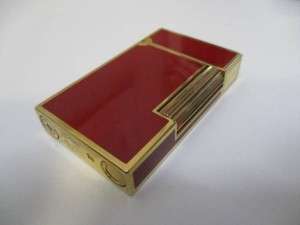 デュポン、カルティエ、ダンヒルなどライターの買取りなら、大吉　松戸店です。ライター以外にも金、プラチナ、銀、貴金属、古銭、時計、ダイヤモンド、切手、金券、テレカ、携帯、カメラ等等幅広くお買取しているのが大吉松戸店です。「ライター」「買取」「松戸」で検索