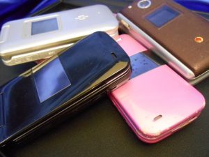 携帯のお買取りは大橋店へ