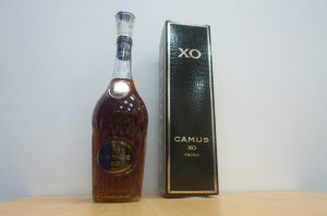 カミュ XO ロングネック 700ml 40度