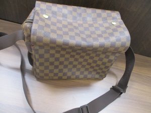 大府市のお客様よりヴィトンバッグを買取りました！