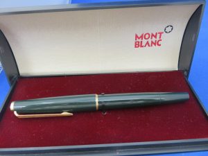 モンブラン万年筆をお買取りさせて頂きました。
