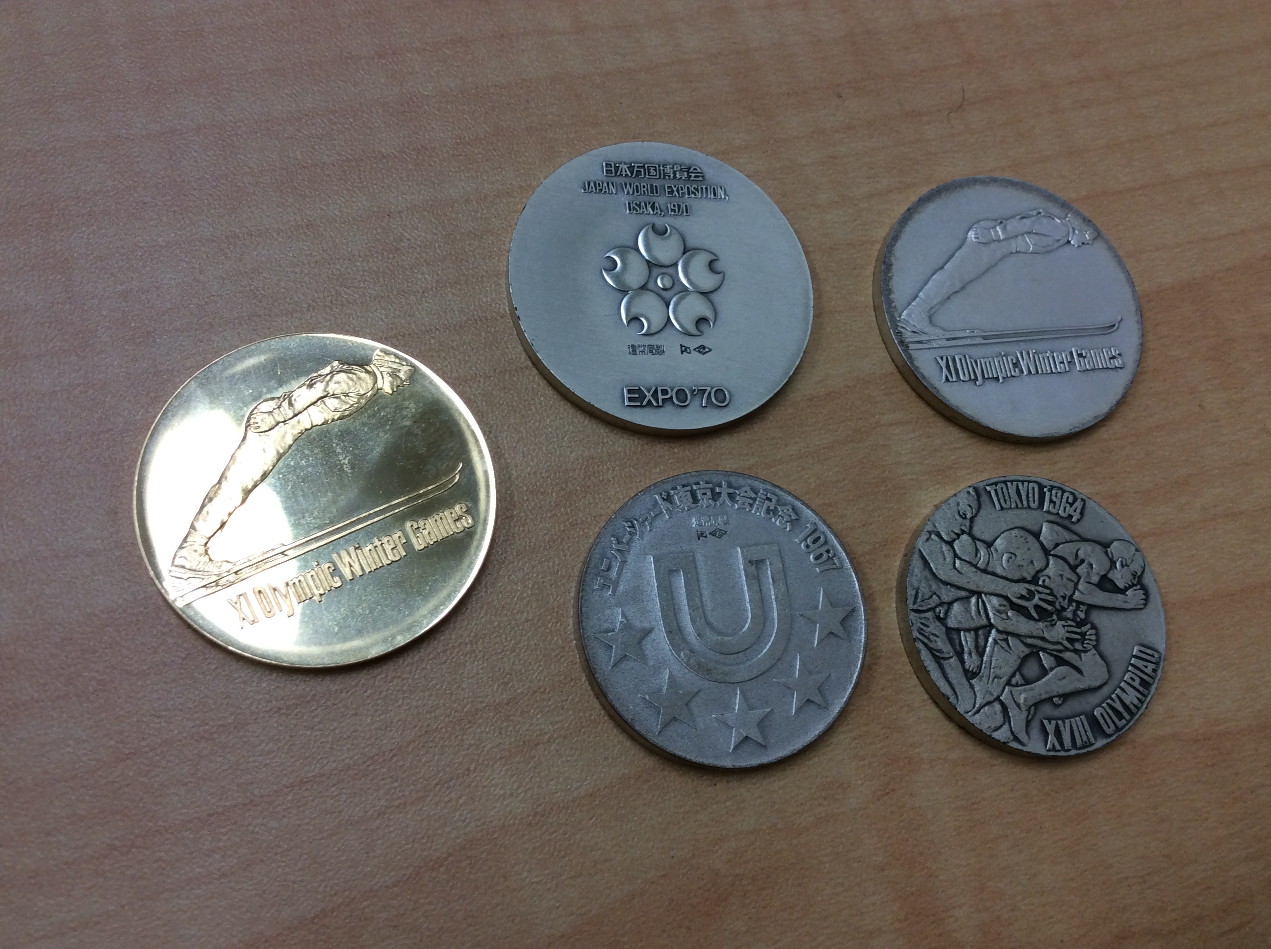 記念メダルの買取りは大吉稲毛店が一番です！