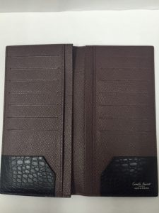 川崎市にお住まいのお客様からブランドの財布を買取りしています。|大吉センター北店