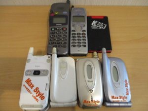 松江市のお客様から携帯電話 ガラケーの買取を致しました。