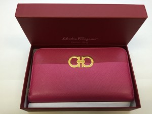 大吉 横須賀中央店 サルバトーレ フェラガモの財布買取ました