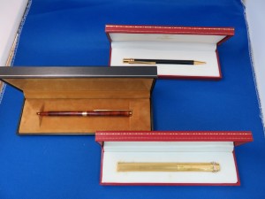 池田市のお客様よりボールペンを買取致しました。