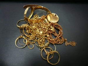 亀山市のお客様から貴金属をお買取りしました。 地域No.1高価買取宣言中!大吉イオンタウン鈴鹿店です。