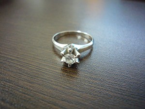 ダイヤモンドをセンター北にお住まいのお客様からお売りいただきました。|大吉センター北店