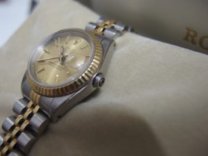 ROLEX リューズ不足