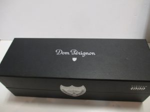 鈴鹿市のお客様からドンペリをお買取りしました。 地域No.1高価買取宣言中!大吉イオンタウン鈴鹿店です。