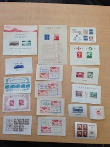 西野にお住まいの皆様!昔の小型シート切手も高価買取している札幌中央区の大吉円山公園店です。