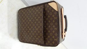 ヴィトンのキャリーバッグお買取りしました!大吉久留米店です