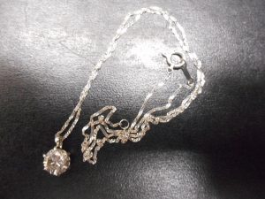 ダイヤネックレスの買取なら大吉サンシパーク桑名店!