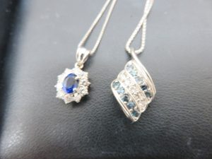 プラチナのネックレスをお買取りさせて頂きました。