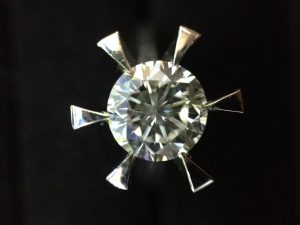 奈良でダイヤモンドを売るなら買取専門店大吉ガーデンモール木津川店!