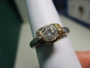 松江市のお客様からダイヤモンドの買取りをしました。大吉松江店