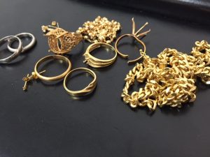 貴金属等のリング、ネックレスの買取なら沖縄大吉那覇与儀店まで！
