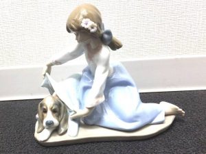 リヤドロ　フィギュリン