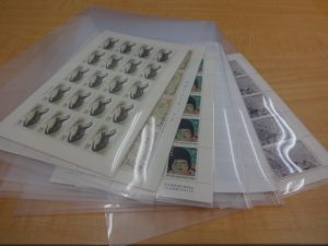 近鉄奈良線生駒駅南口と生駒ケーブル線鳥居前駅からすぐの買取専門店大吉グリーンヒルいこま店でお買取させて頂きました切手の画像です。