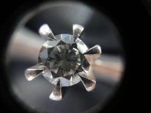 縦爪ダイヤリングお買取りしました！大吉久留米店です