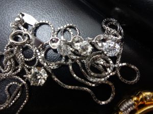 プラチナダイヤネックレスお買取りしました!大吉久留米店です