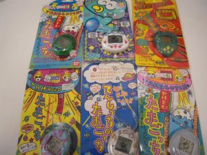 たまごっち　おもちゃ　携帯ゲーム　