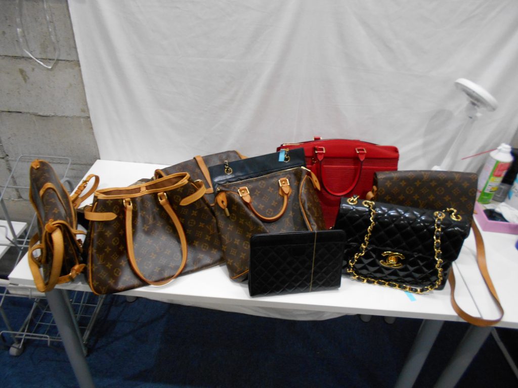 ヴィトン、シャネルのバッグの高価買取は大吉豊田店にお任せ！